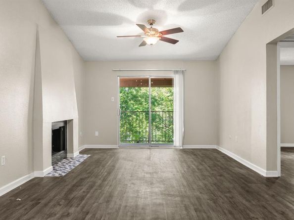 6050  Melody Lane  341, Dallas Texas 75231