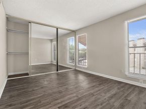 6050  Melody Lane  341, Dallas Texas 75231