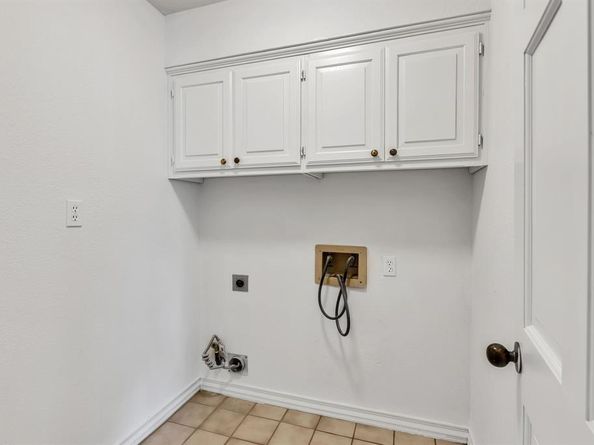 1675  SHORES Boulevard , Rockwall Texas 75087