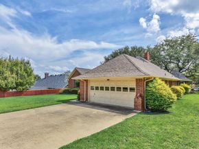 1675  SHORES Boulevard , Rockwall Texas 75087