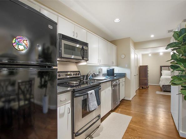4241  Buena Vista Street  14, Dallas Texas 75205