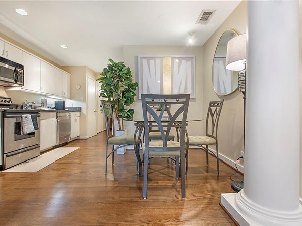 4241  Buena Vista Street  14, Dallas Texas 75205