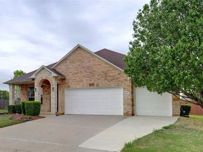 8000  Joshua Tree Court , Arlington Texas 76002