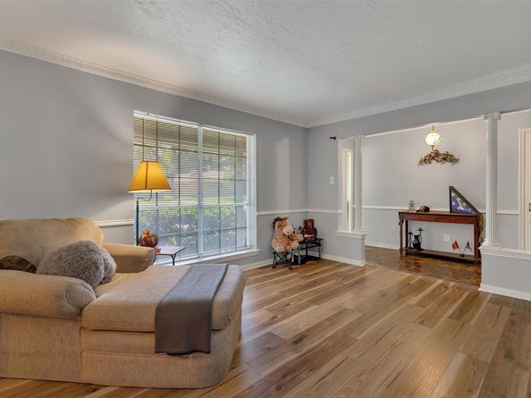 5125  Ashbrook Road , Dallas Texas 75227