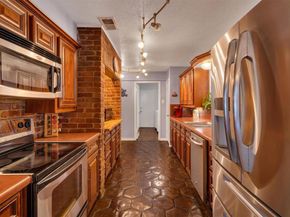 5125  Ashbrook Road , Dallas Texas 75227