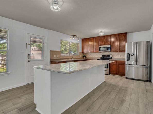 1713  Canvasback  , Aubrey Texas 76227
