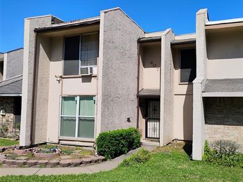 407  Arborview Drive 