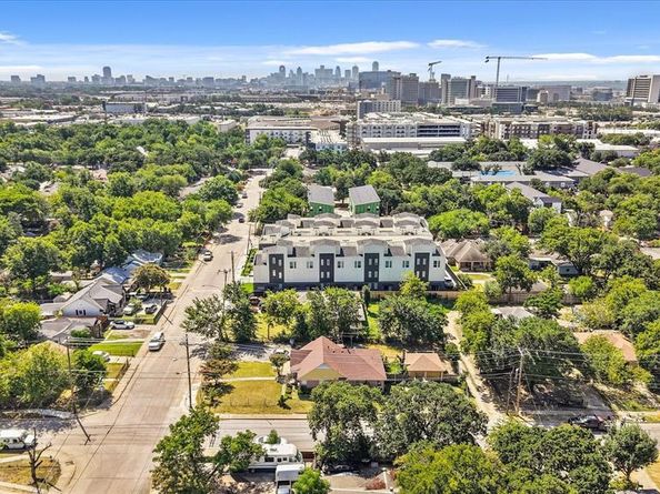 7225  Mohawk Drive , Dallas Texas 75235