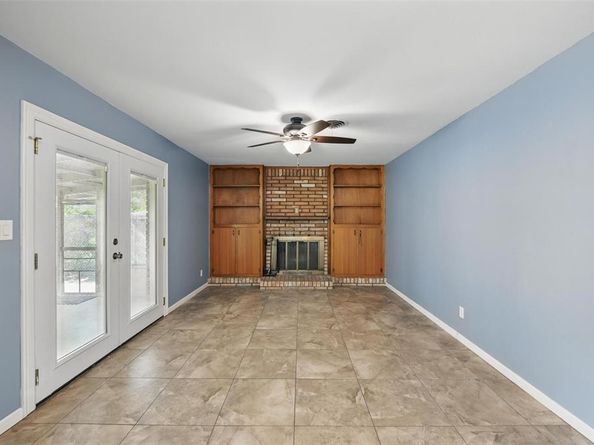 3524  Cimmaron Trail , Fort Worth Texas 76116