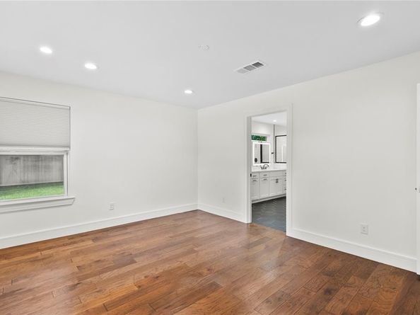 3764  Waldorf Drive , Dallas Texas 75229