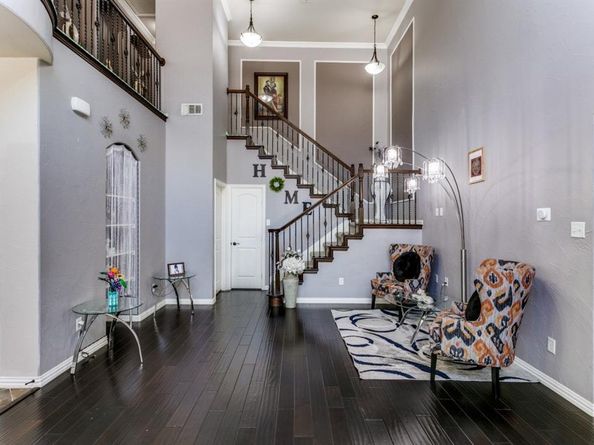 5042  Empire Way , Irving Texas 75038