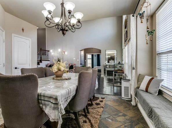5042  Empire Way , Irving Texas 75038