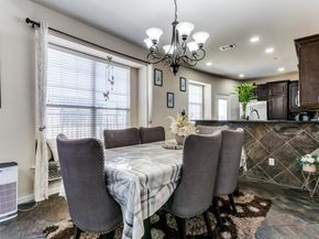 5042  Empire Way , Irving Texas 75038