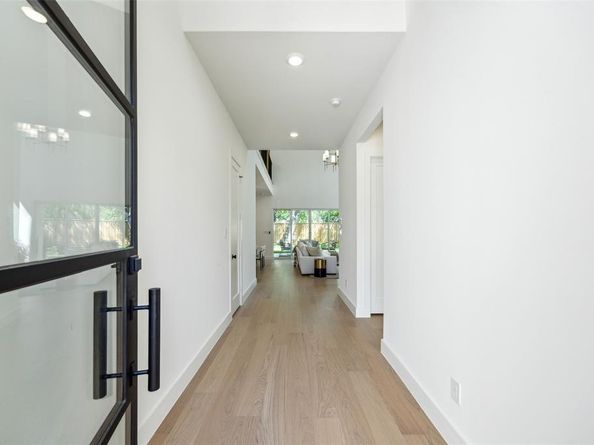 4415  Merrell Road , Dallas Texas 75229