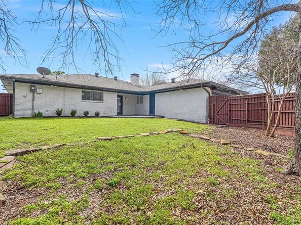 2413  Bluffton Drive , Plano Texas 75075