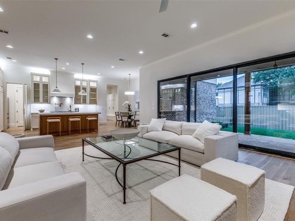 7422  VILLANOVA Street , Dallas Texas 75225