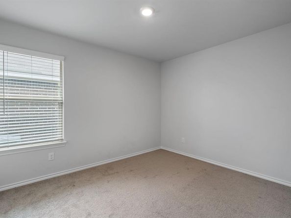 2941  Manu Street , Fort Worth Texas 76123