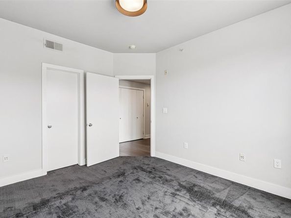 4414  Cedar Springs Road  206, Dallas Texas 75219