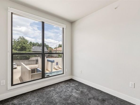 4414  Cedar Springs Road  206, Dallas Texas 75219
