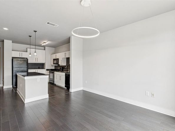 4414  Cedar Springs Road  206, Dallas Texas 75219