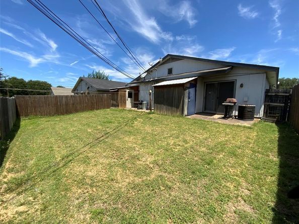 4829-4931  Houghton Avenue , Fort Worth Texas 76107