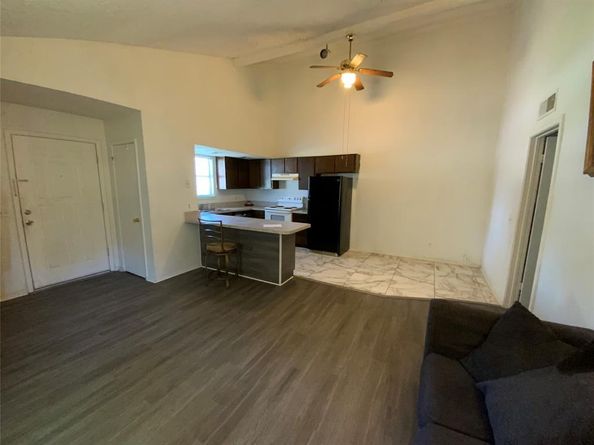 4829-4931  Houghton Avenue , Fort Worth Texas 76107