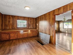 127 N Morocco Avenue , Dallas Texas 75211
