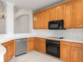 511  Poplar Lane , Irving Texas 75063