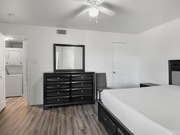 9829  Walnut Street  210, Dallas Texas 75243