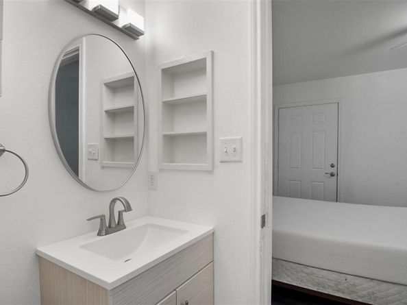 9829  Walnut Street  210, Dallas Texas 75243