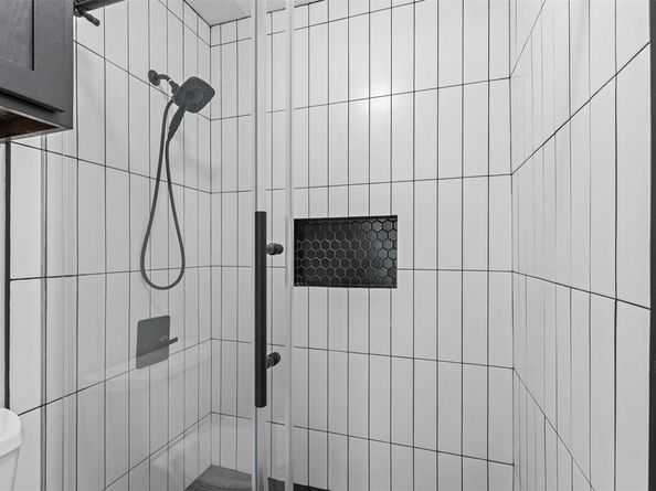 5981  Arapaho Road  703, Dallas Texas 75248