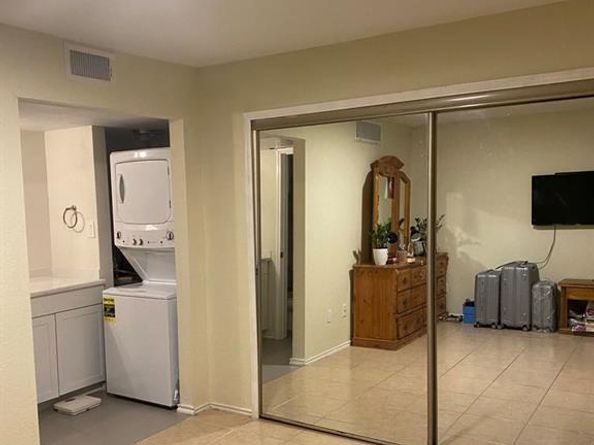 9827  Walnut Street  Apt 113, Dallas Texas 75243