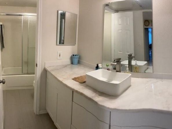 9827  Walnut Street  Apt 113, Dallas Texas 75243
