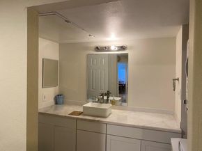 9827  Walnut Street  Apt 113, Dallas Texas 75243