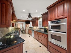 1336  Ridgewood Terrace , Arlington Texas 76012