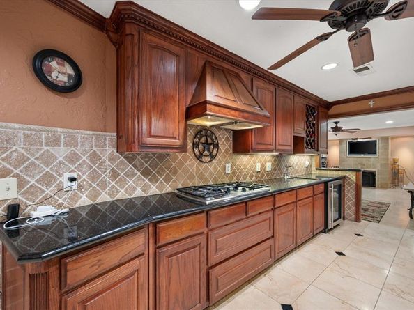 1336  Ridgewood Terrace , Arlington Texas 76012