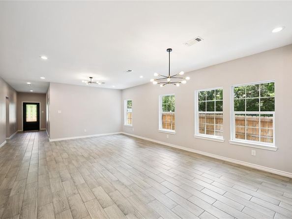 2070  Cool Mist Lane , Dallas Texas 75253