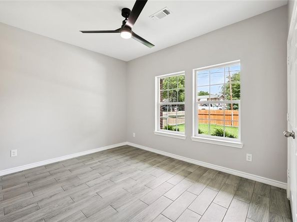 2070  Cool Mist Lane , Dallas Texas 75253