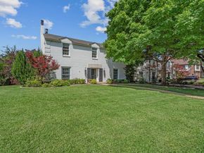 2215  Ward Parkway , Fort Worth Texas 76110