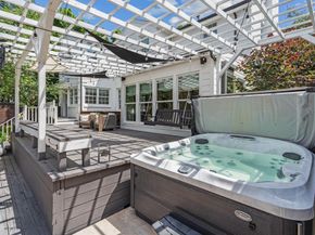 2215  Ward Parkway , Fort Worth Texas 76110