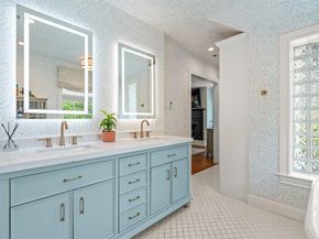 2215  Ward Parkway , Fort Worth Texas 76110