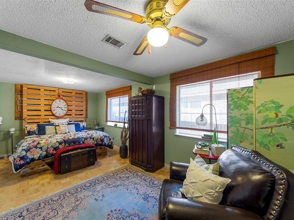 1517  Eastview Drive , Garland Texas 75040