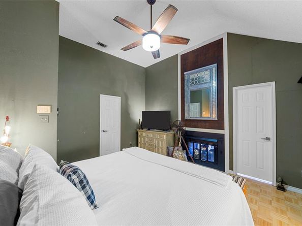 1517  Eastview Drive , Garland Texas 75040