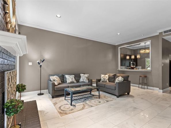 4015  Holland Avenue  110, Dallas Texas 75219