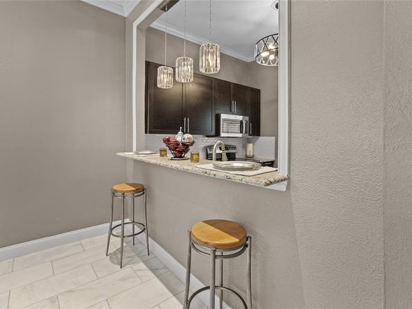 4015  Holland Avenue  110, Dallas Texas 75219