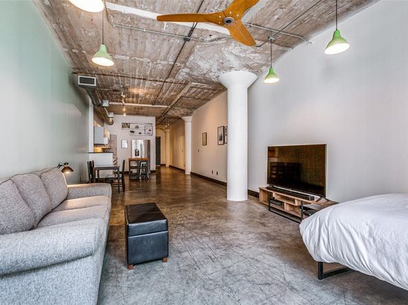 1122  Jackson Street  917, Dallas Texas 75202