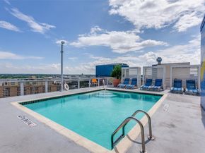 1122  Jackson Street  917, Dallas Texas 75202