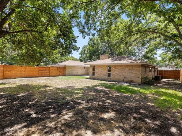 1100  Highedge Drive , Plano Texas 75075