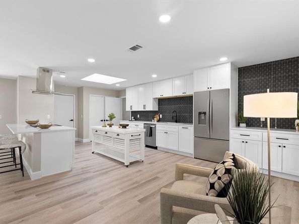 1100  Highedge Drive , Plano Texas 75075