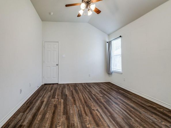 1213  Round Pen Run , Fort Worth Texas 76052